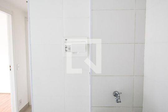 Lavanderia de apartamento à venda com 2 quartos, 32m² em Vila Carmosina, São Paulo