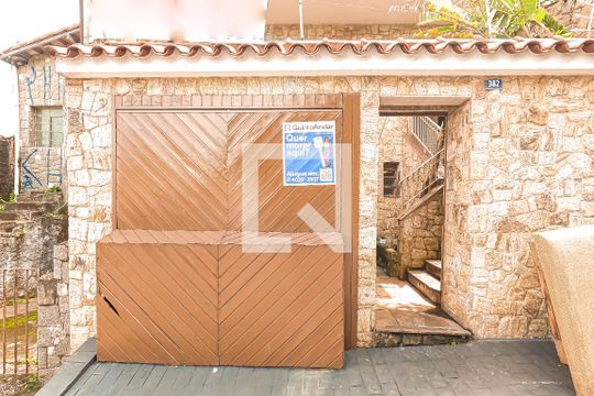 Fachada da Casa de kitnet/studio para alugar com 1 quarto, 55m² em Vila Rosalia, Guarulhos