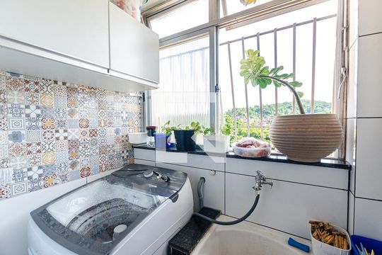 Área de Serviço de apartamento à venda com 2 quartos, 55m² em Fonseca, Niterói