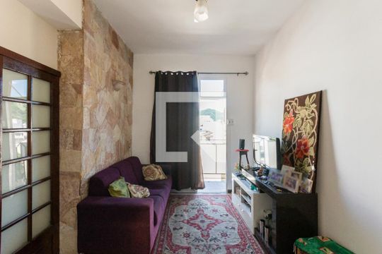 Sala de apartamento para alugar com 2 quartos, 55m² em Vila Isabel, Rio de Janeiro