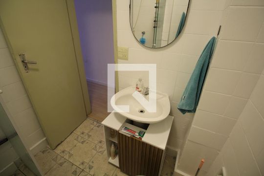 Banheiro de apartamento à venda com 1 quarto, 40m² em Liberdade, São Paulo