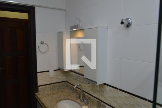 Banheiro da Suíte de casa à venda com 5 quartos, 454m² em Curicica, Rio de Janeiro