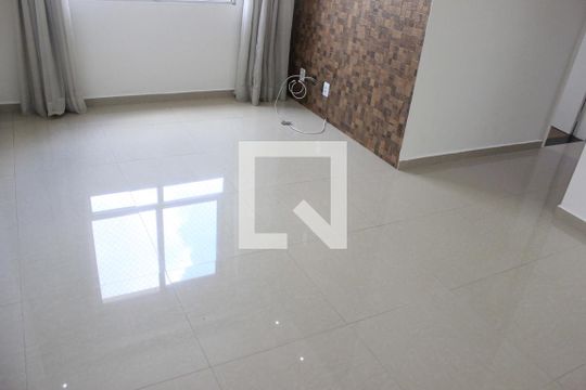 Sala de apartamento para alugar com 3 quartos, 54m² em Vila Florida, Guarulhos