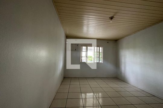 Quarto 2 de casa para alugar com 2 quartos, 105m² em Scharlau, São Leopoldo