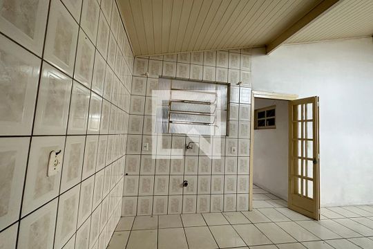 Cozinha  de casa para alugar com 2 quartos, 105m² em Scharlau, São Leopoldo