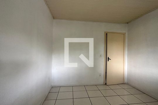 Quarto  de casa para alugar com 2 quartos, 105m² em Scharlau, São Leopoldo