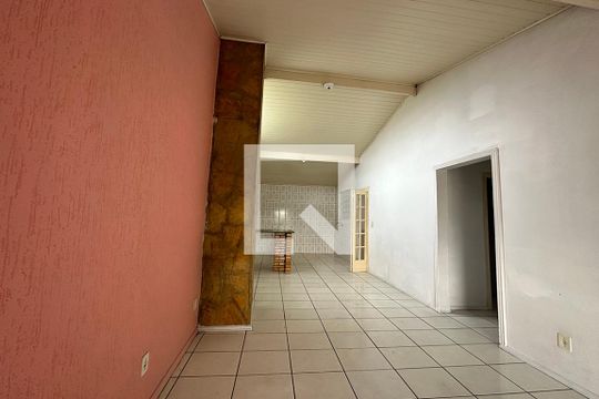Sala  de casa para alugar com 2 quartos, 105m² em Scharlau, São Leopoldo