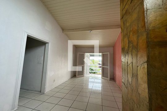 Sala  de casa para alugar com 2 quartos, 105m² em Scharlau, São Leopoldo