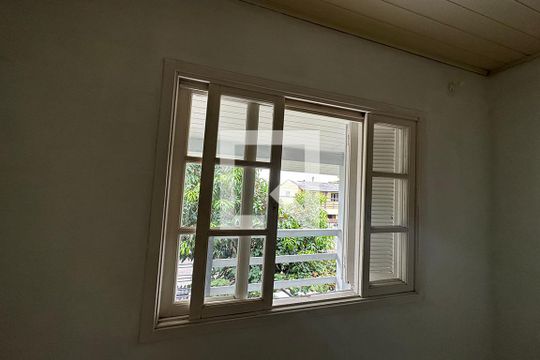 Quarto  de casa para alugar com 2 quartos, 105m² em Scharlau, São Leopoldo