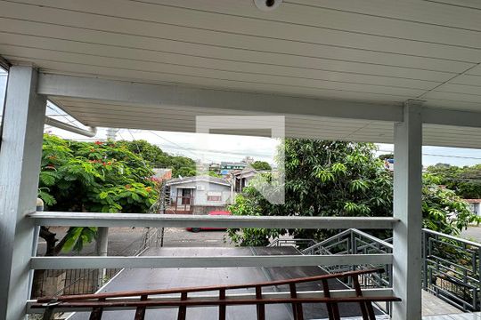 Vista  de casa para alugar com 2 quartos, 105m² em Scharlau, São Leopoldo