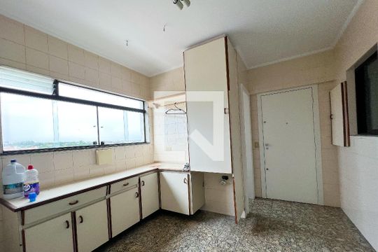 Área de Serviço de apartamento para alugar com 3 quartos, 260m² em Planalto Paulista, São Paulo