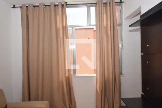 Sala de apartamento à venda com 1 quarto, 30m² em Vila Valqueire, Rio de Janeiro