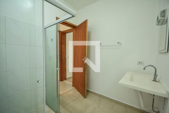 Banheiro Social de apartamento para alugar com 2 quartos, 76m² em Botafogo, Rio de Janeiro