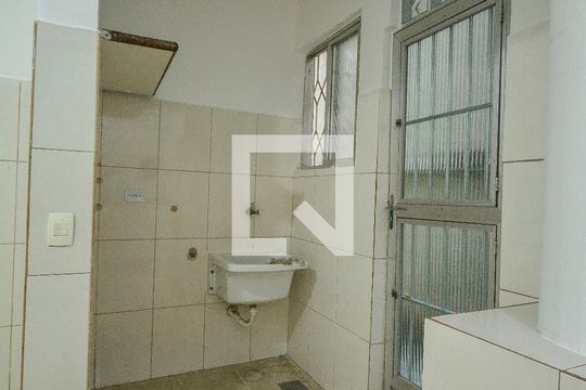 Cozinha com área de serviço de apartamento para alugar com 2 quartos, 76m² em Botafogo, Rio de Janeiro