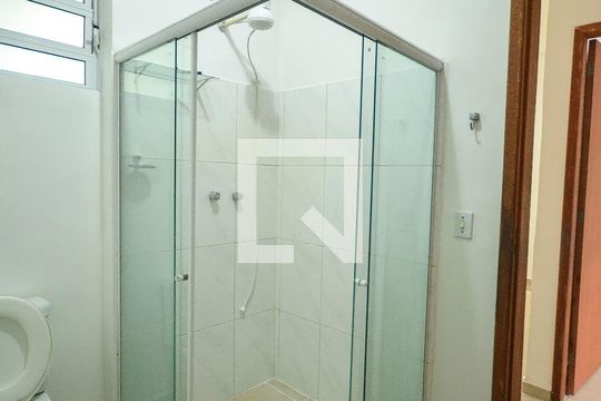 Banheiro Social de apartamento para alugar com 2 quartos, 76m² em Botafogo, Rio de Janeiro