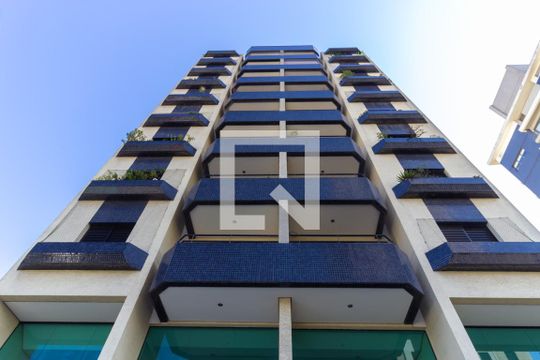 Fachada de apartamento para alugar com 3 quartos, 250m² em Vila Mariana, São Paulo