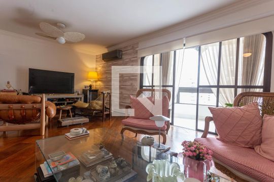 Apartamento à venda com 4 quartos, 196m² em Aclimação, São Paulo