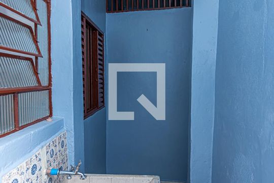 Área de Serviço de casa para alugar com 1 quarto, 50m² em Parque Panamericano, São Paulo