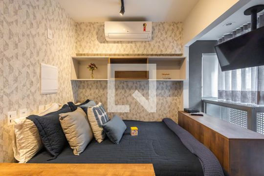 Quarto de kitnet/studio à venda com 1 quarto, 20m² em Pinheiros, São Paulo
