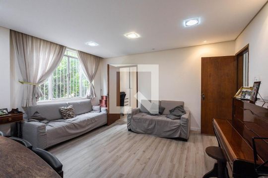 Sala de casa para alugar com 4 quartos, 330m² em Vila Madalena, São Paulo