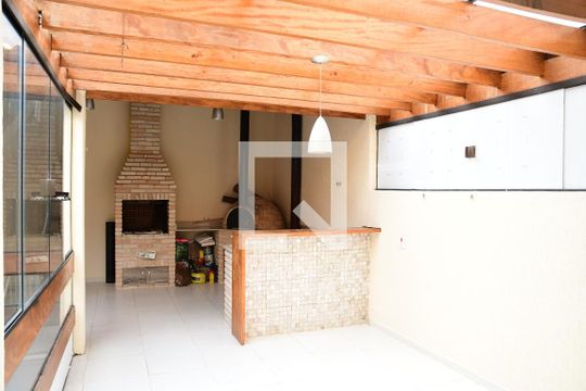 Área de Serviço de casa para alugar com 2 quartos, 155m² em Portal da Primavera, Cotia