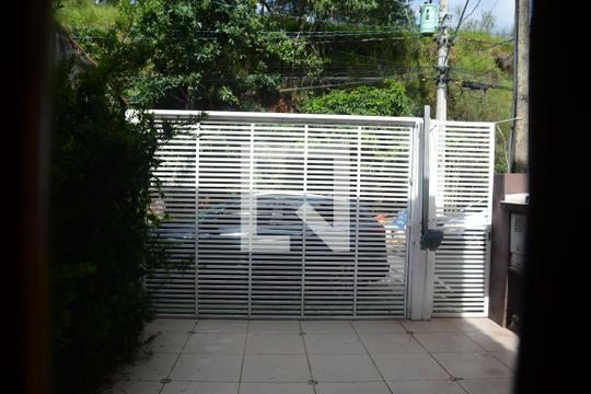 Vista da Sala de casa para alugar com 2 quartos, 155m² em Portal da Primavera, Cotia