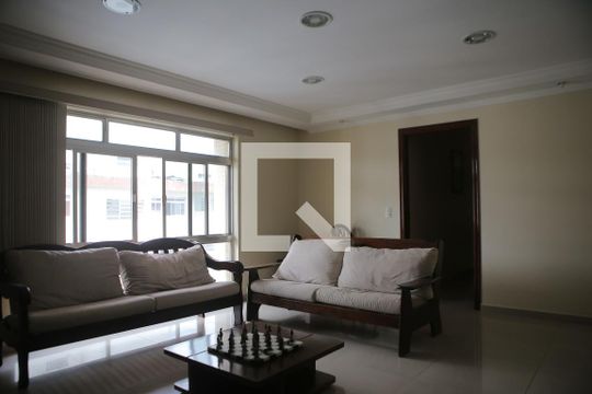 Apartamento para alugar com 5 quartos, 400m² em Embaré, Santos
