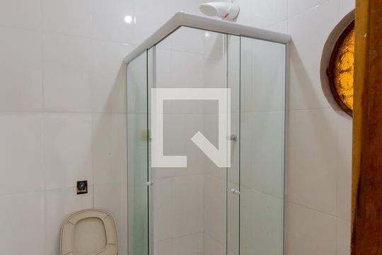 Banheiro da Suíte  de kitnet/studio para alugar com 1 quarto, 40m² em Campestre, Santo André