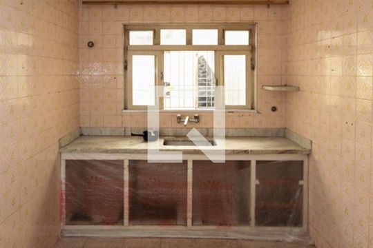 Cozinha de casa para alugar com 2 quartos, 70m² em Chácara Belenzinho, São Paulo