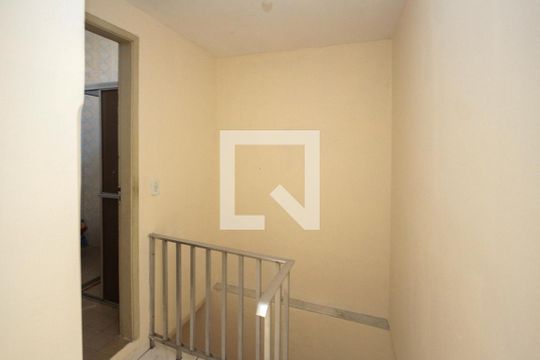 Corredor de casa para alugar com 2 quartos, 70m² em Chácara Belenzinho, São Paulo