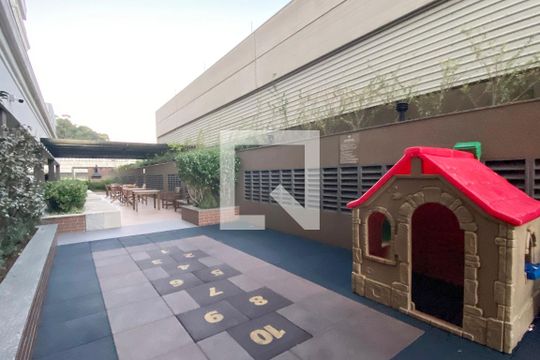 Área comum de apartamento para alugar com 3 quartos, 109m² em Centro Comercial Jubran, Barueri