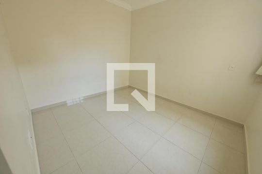 Sala de casa à venda com 5 quartos, 450m² em Jardim Novo Mundo, Goiânia