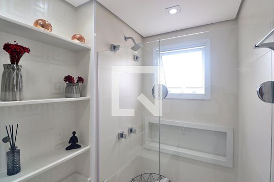 Banheiro Social de apartamento à venda com 2 quartos, 72m² em Campestre, Santo André