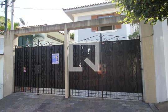 Fachada de casa à venda com 3 quartos, 150m² em Jardim Prudência, São Paulo