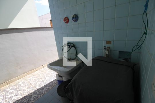 Área de Serviço de casa à venda com 3 quartos, 150m² em Jardim Prudência, São Paulo
