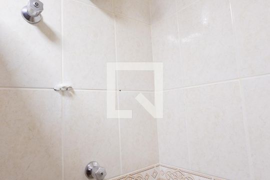 Banheiro Banheiro SocialSocial de apartamento para alugar com 3 quartos, 69m² em Vila Centenário, São Paulo