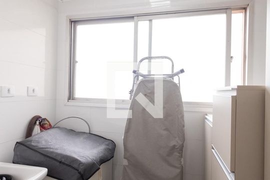 Área de Serviço de apartamento para alugar com 3 quartos, 69m² em Vila Centenário, São Paulo
