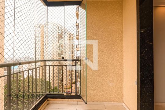 Varanda de apartamento à venda com 2 quartos, 64m² em Picanço, Guarulhos
