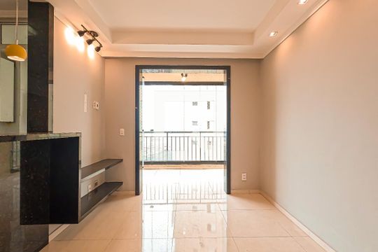 Sala de apartamento à venda com 2 quartos, 64m² em Picanço, Guarulhos