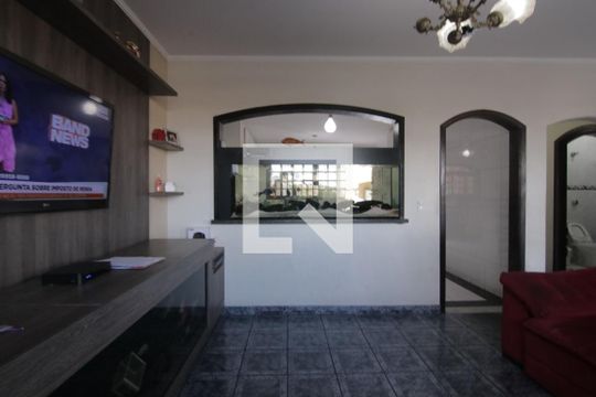Sala de casa à venda com 4 quartos, 500m² em Jardim Triana, São Paulo