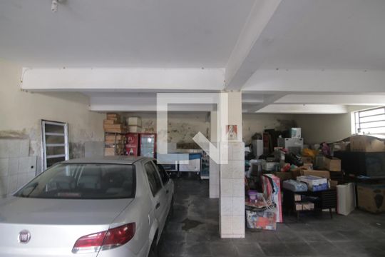 Garagem de casa à venda com 4 quartos, 500m² em Jardim Triana, São Paulo