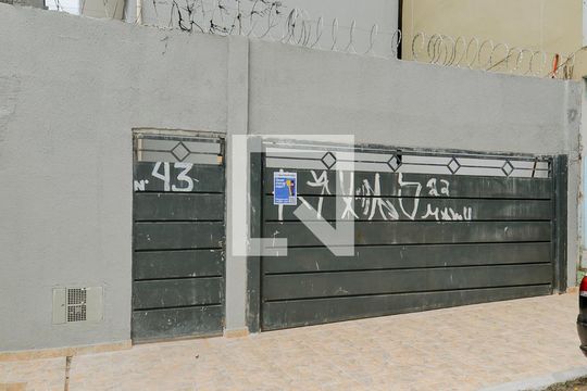 Fachada do Prédio de kitnet/studio para alugar com 1 quarto, 24m² em Vila Barros, Guarulhos