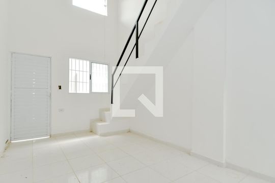 Kitnet/Studio para alugar com 1 quarto, 24m² em Vila Barros, Guarulhos