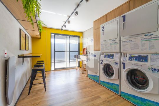 Área comum - Lavanderia de kitnet/studio à venda com 1 quarto, 27m² em Pinheiros, São Paulo