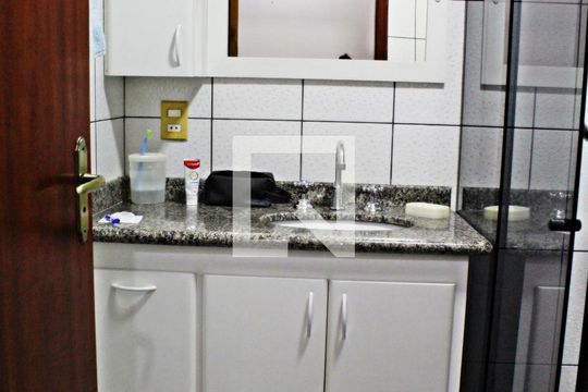 Banheiro de casa à venda com 3 quartos, 180m² em Jardim Matarazzo, São Paulo