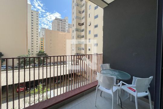 Varanda de kitnet/studio para alugar com 1 quarto, 27m² em Perdizes, São Paulo