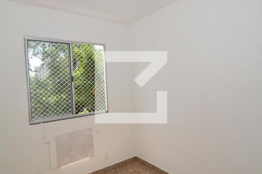 Quarto 3 de apartamento para alugar com 3 quartos, 56m² em Irajá, Rio de Janeiro