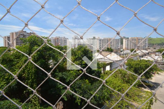 Vista do Quarto 1 de apartamento para alugar com 3 quartos, 56m² em Irajá, Rio de Janeiro