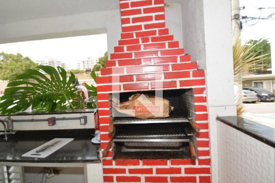 Área comum - Churrasqueira de apartamento para alugar com 3 quartos, 56m² em Irajá, Rio de Janeiro