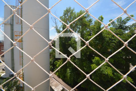 Vista do Quarto 3 de apartamento para alugar com 3 quartos, 56m² em Irajá, Rio de Janeiro